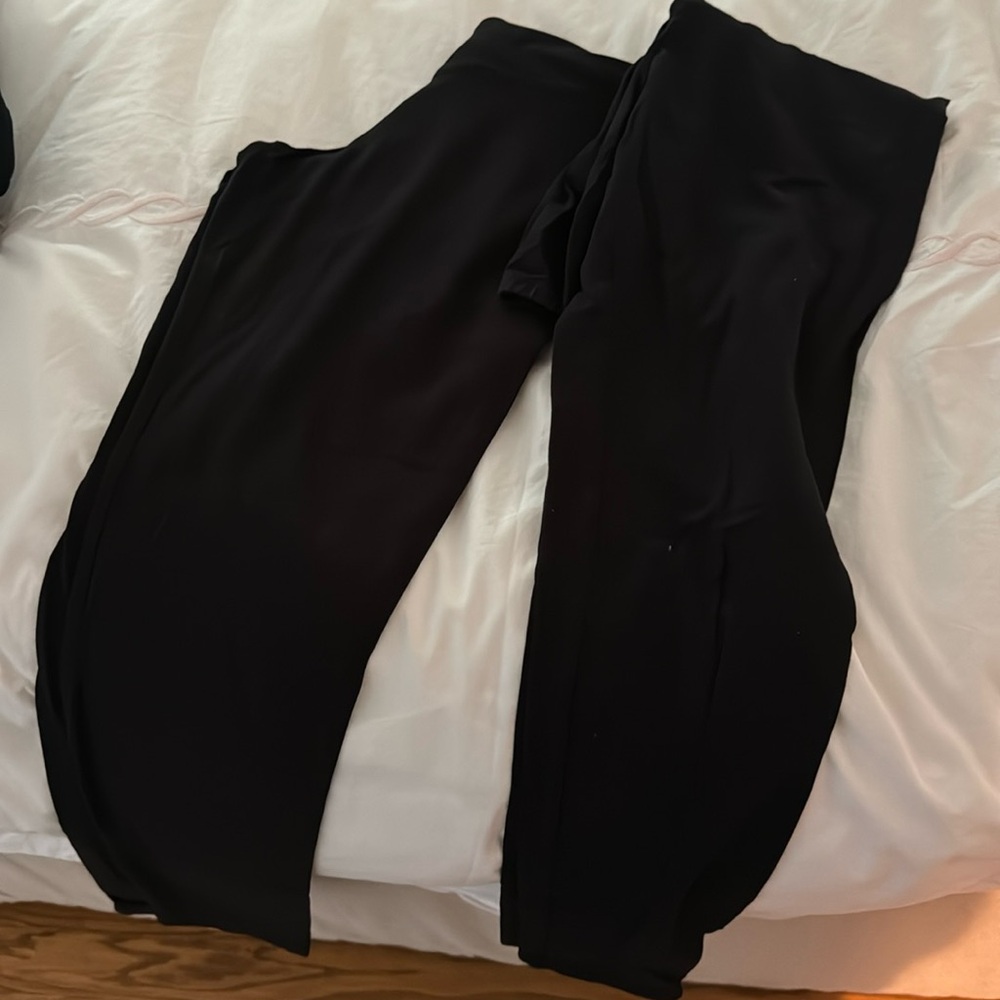 H&M 2 packs mama long jersey leggings. Black. Size M